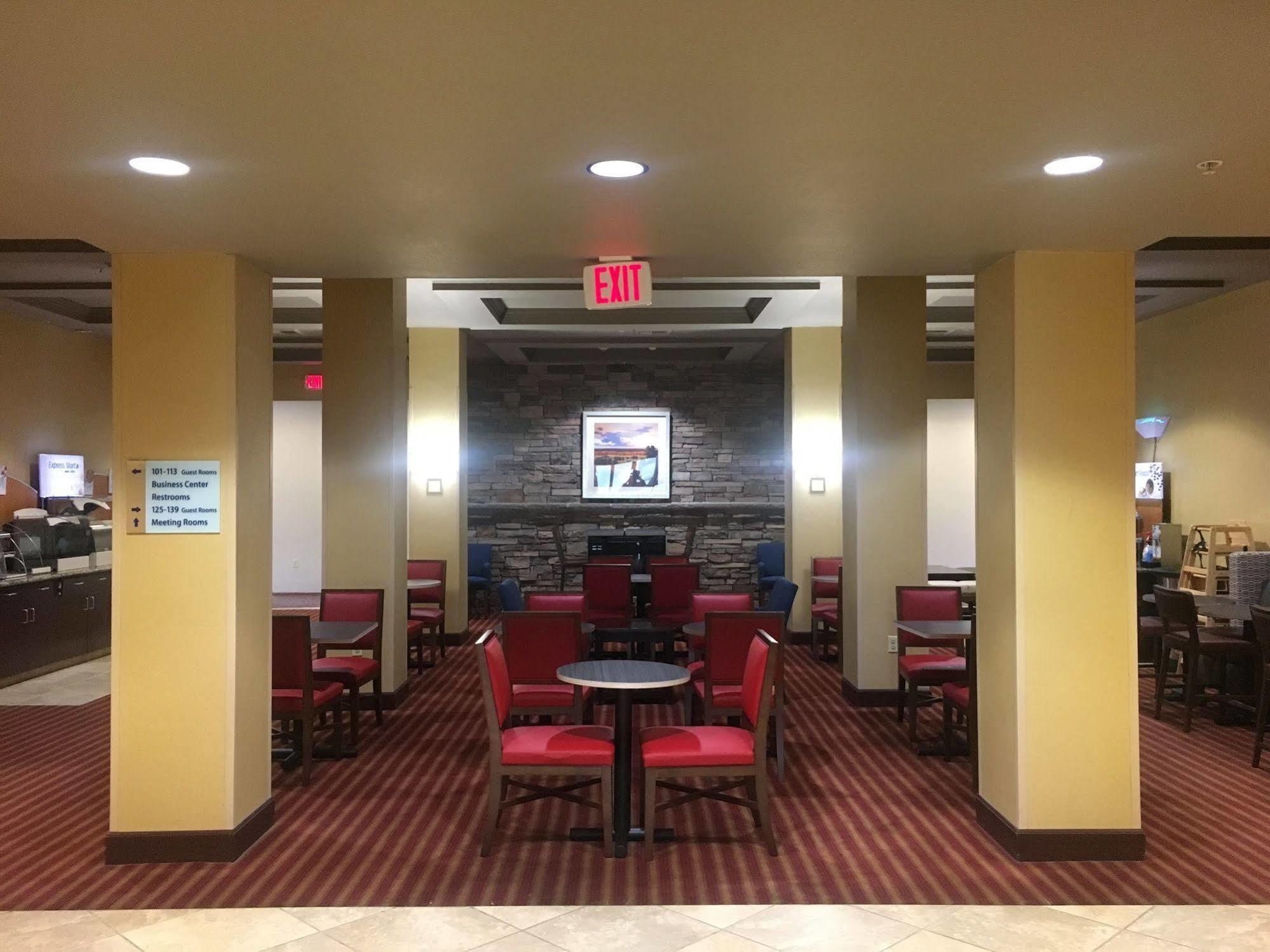 Holiday Inn Express Hotel & Suites Napa Valley-American Canyon By Ihg Dış mekan fotoğraf