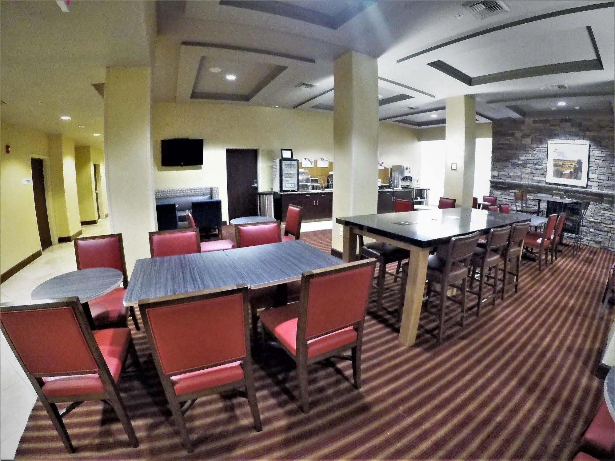Holiday Inn Express Hotel & Suites Napa Valley-American Canyon By Ihg Dış mekan fotoğraf