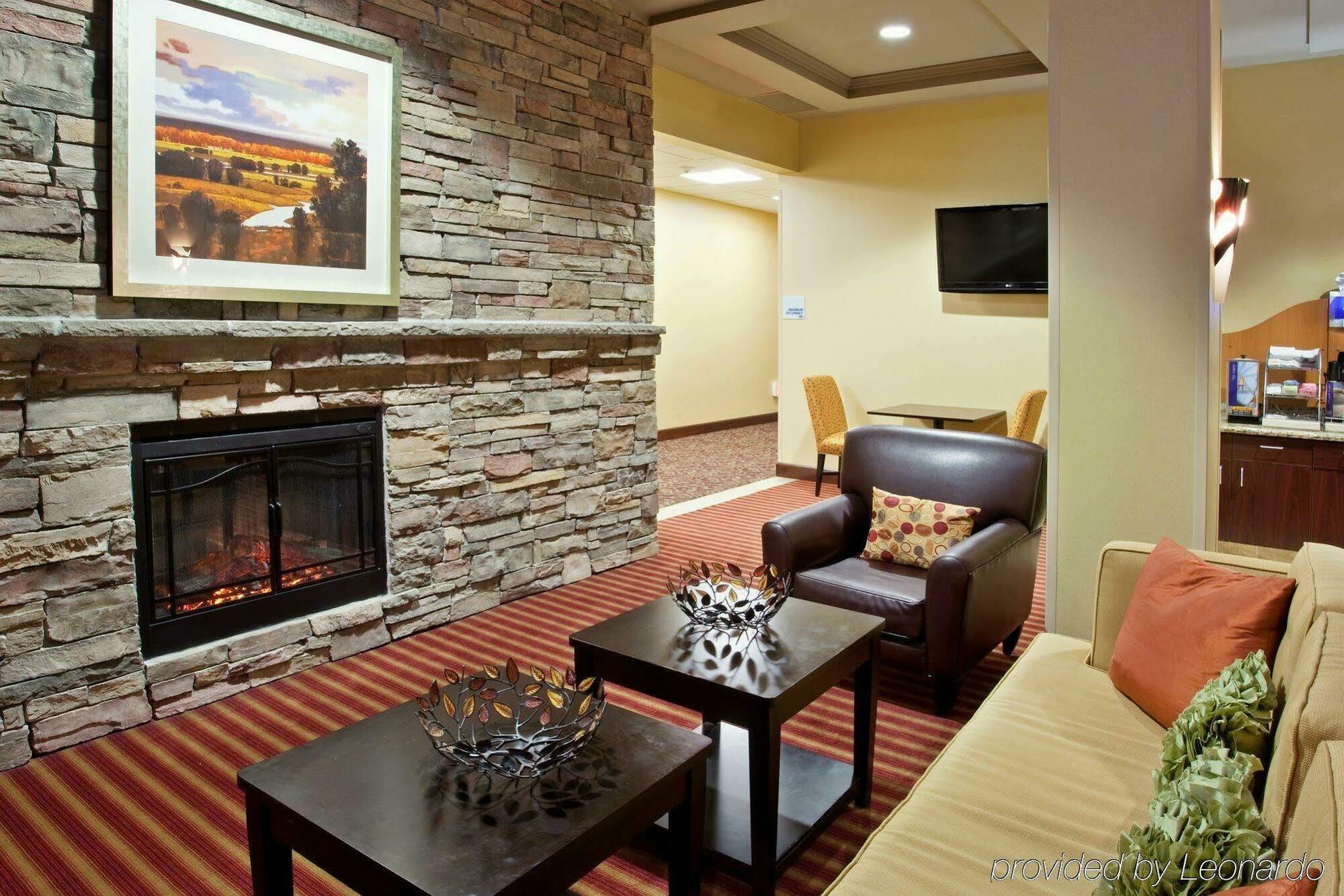 Holiday Inn Express Hotel & Suites Napa Valley-American Canyon By Ihg Dış mekan fotoğraf